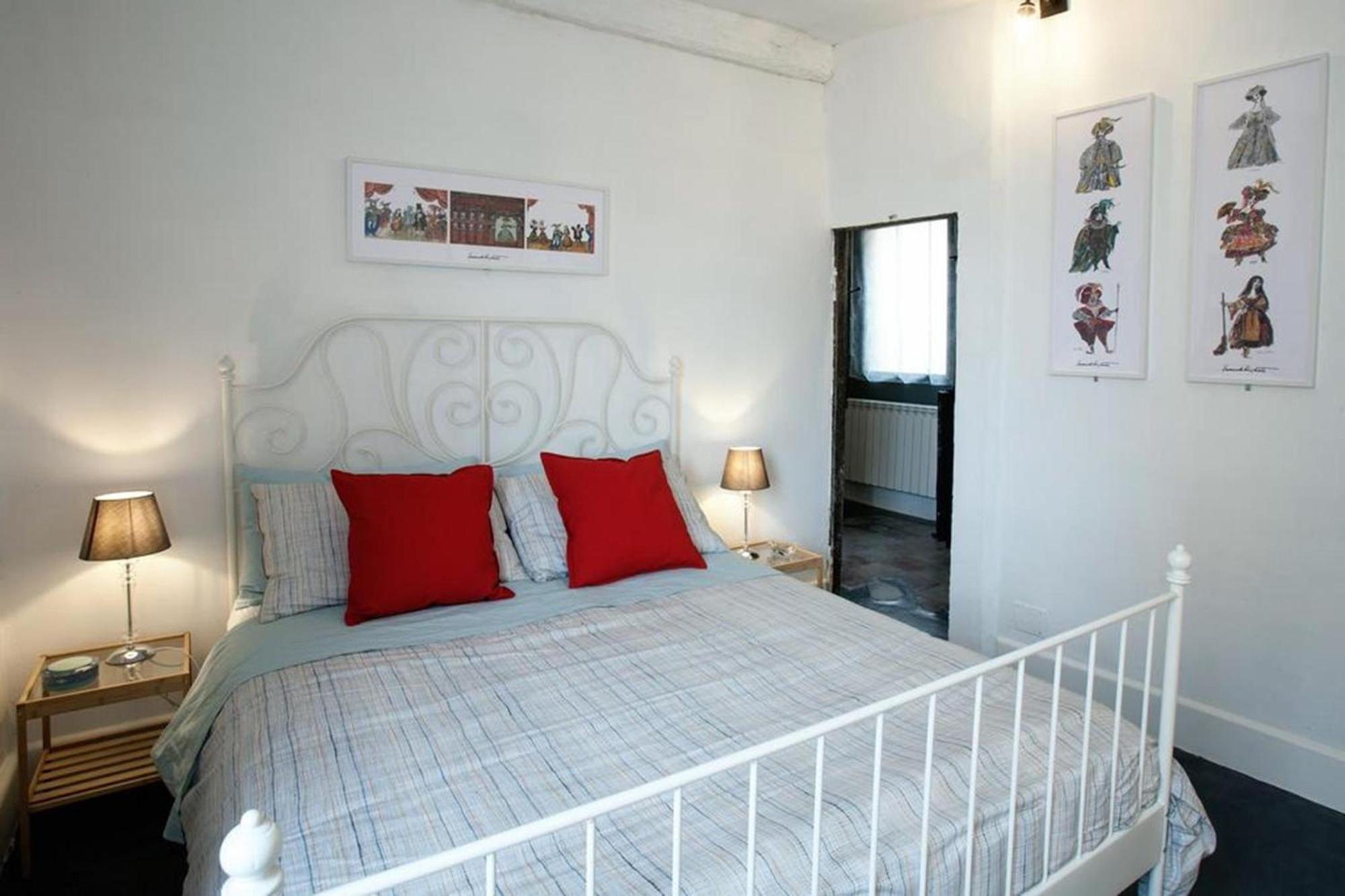 Pippi'S Aquarium Home With A/C Genua Zimmer foto